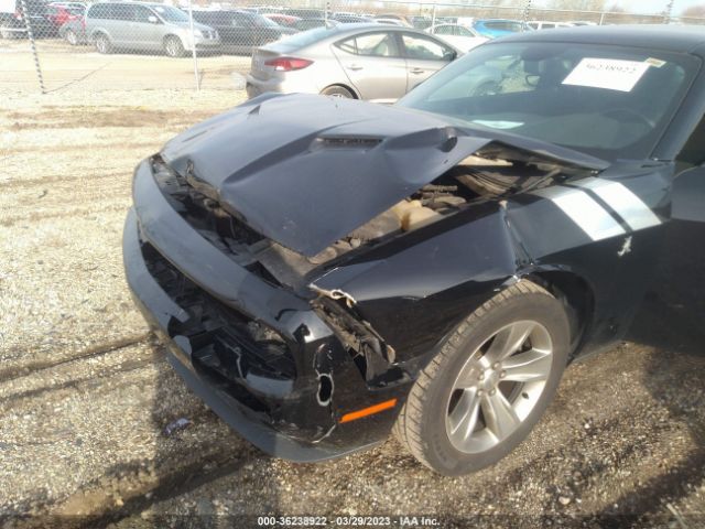 2C3CDZAG7GH352861 Dodge Challenger Sxt