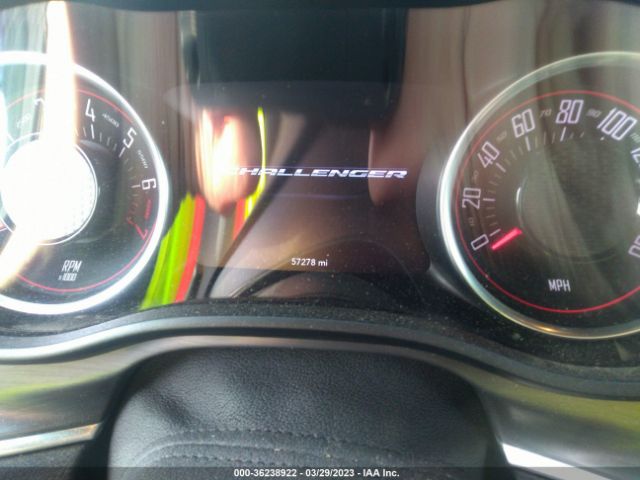 2C3CDZAG7GH352861 Dodge Challenger Sxt
