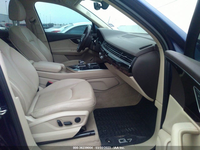 WA1LAAF75KD029956 Audi Q7 Premium Plus