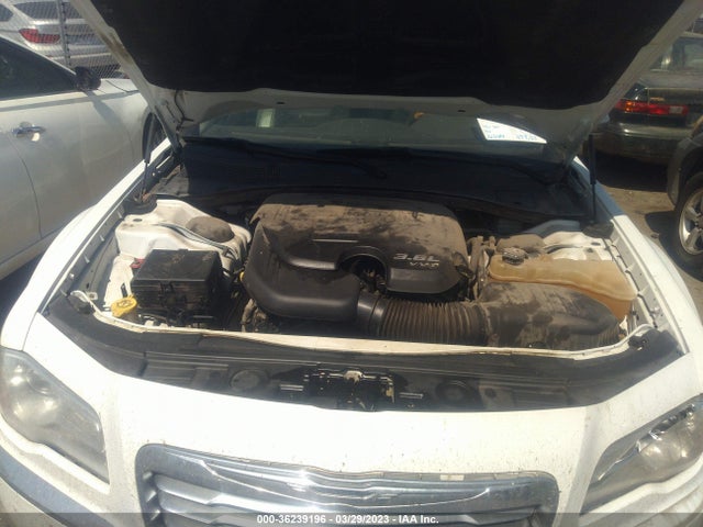 Chrysler 300 300c 2014 2C3CCAEGXEH303763 Image 10
