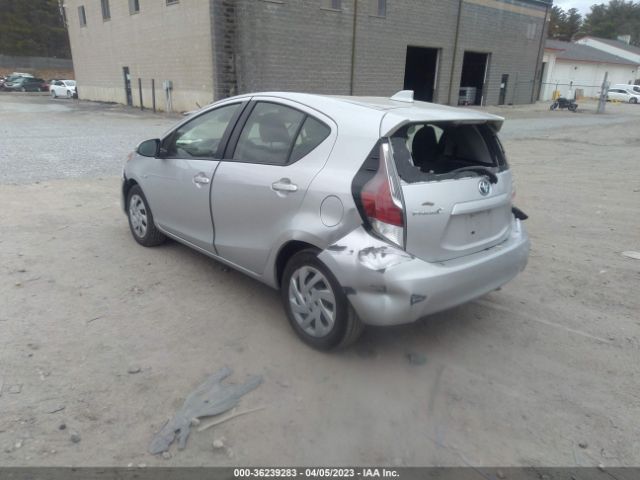 JTDKDTB34F1115046 Toyota Prius C One/two/three/four
