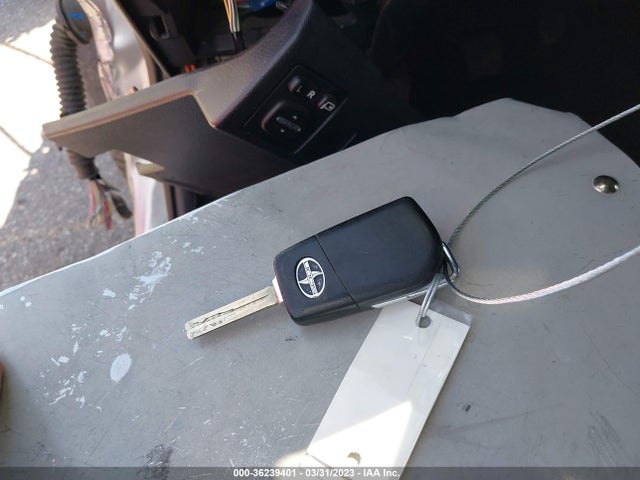 2016 Scion IM, VIN: JTNKARJE9GJ517608