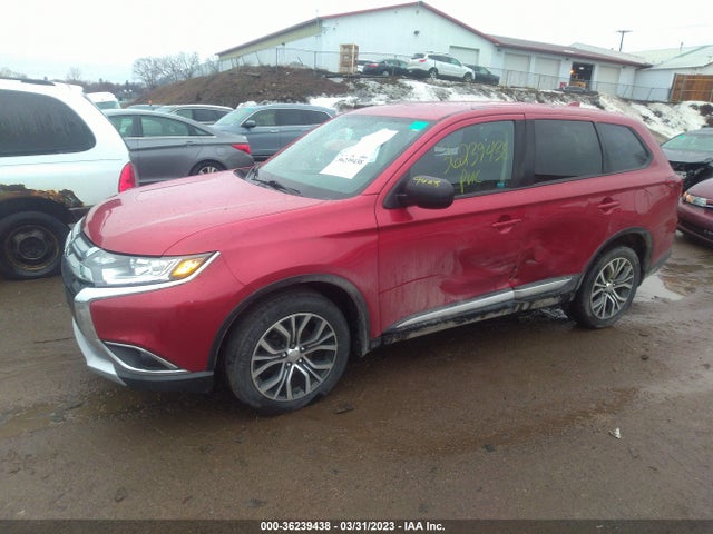 JA4AZ2A33HZ035065 Mitsubishi Outlander Es