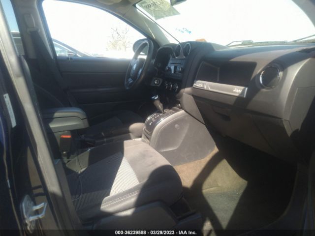 1C4NJDBB6GD617575 Jeep Compass Sport