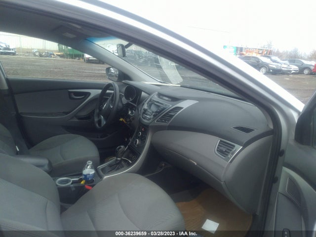 2015 Hyundai Elantra Se მანქანა იყიდება აუქციონზე, vin: 5NPDH4AE6FH600075, აუქციონის ნომერი: 36239659