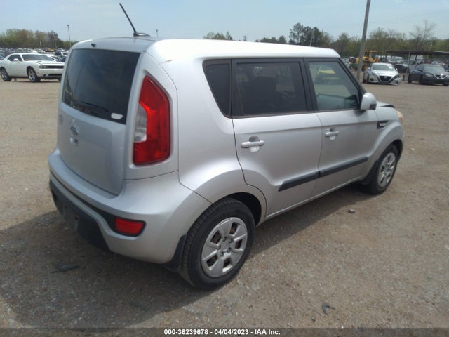 2012 KIA SOUL BASE VIN: KNDJT2A57C7355213