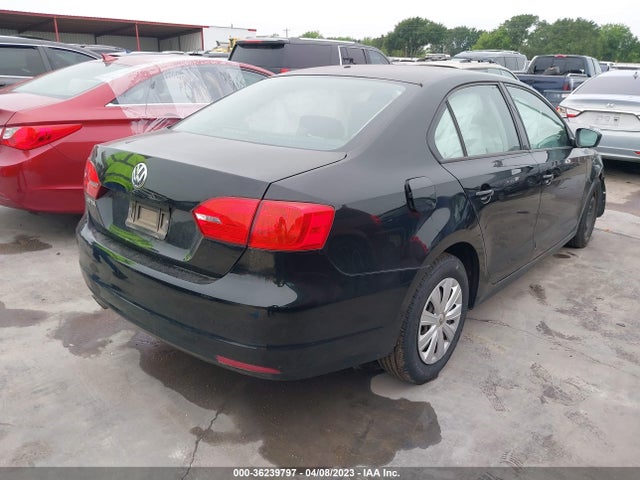 3VW2K7AJ7EM432993 Volkswagen Jetta Sedan S