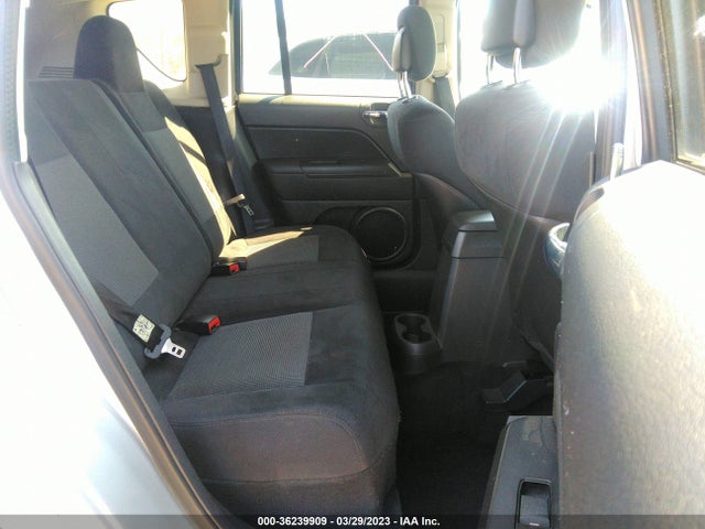 2012 JEEP COMPASS LATITUDE VIN: 1C4NJDEB5CD692242