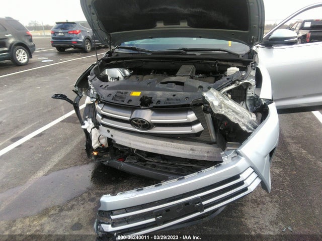 Toyota Highlander Le 2019 5TDZZRFH5KS336046 Image 8