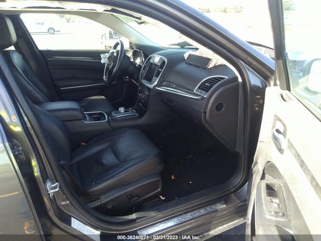 Chrysler 300 Limited 2019 2C3CCAEG5KH563001 Image 5