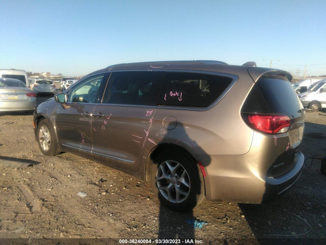 Chrysler Pacifica Touring-l Plus 2017 2C4RC1EG6HR536138 Image 3