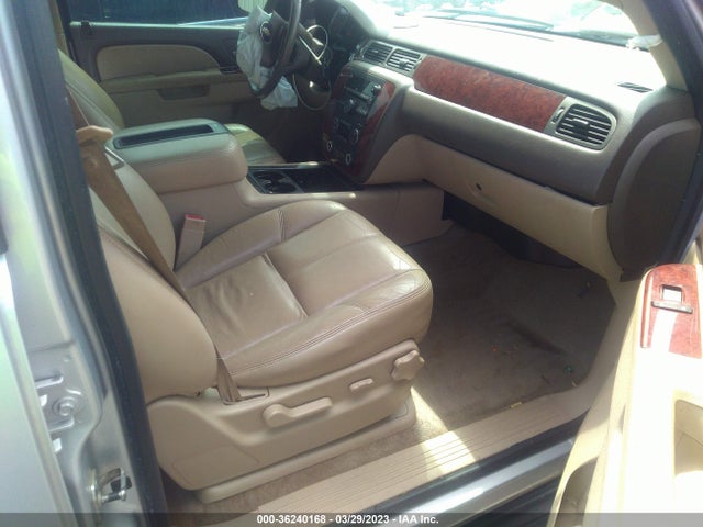 2011 Chevrolet Tahoe Lt მანქანა იყიდება აუქციონზე, vin: 1GNSCBE06BR322166, აუქციონის ნომერი: 36240168