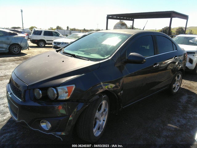 Chevrolet SONIC LTZ 2014 1G1JE5SB5E4217442 Image 2