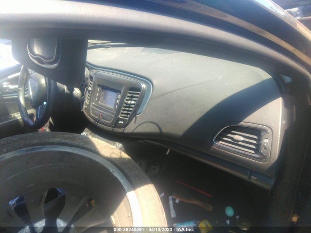 Chrysler 200 S 2016 1C3CCCBB3GN117867 Image 5