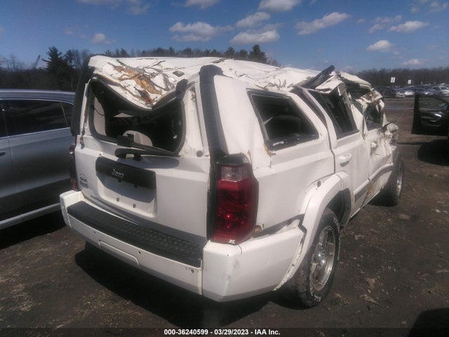 2010 JEEP COMMANDER SPORT VIN: 1J4RG4GK5AC128018