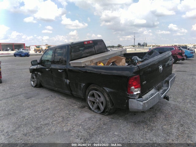 2018 RAM 1500 SLT VIN: 1C6RR6GT5JS105291