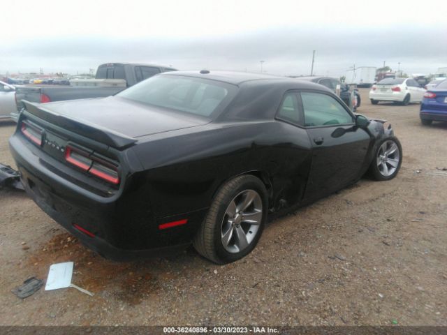 2C3CDZAG7JH294483 Dodge Challenger Sxt