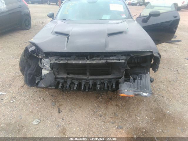 2C3CDZAG7JH294483 Dodge Challenger Sxt