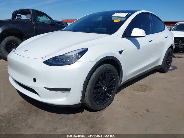 Tesla Model Y Standard Range 2021 5YJYGDED8MF103000 Image 2