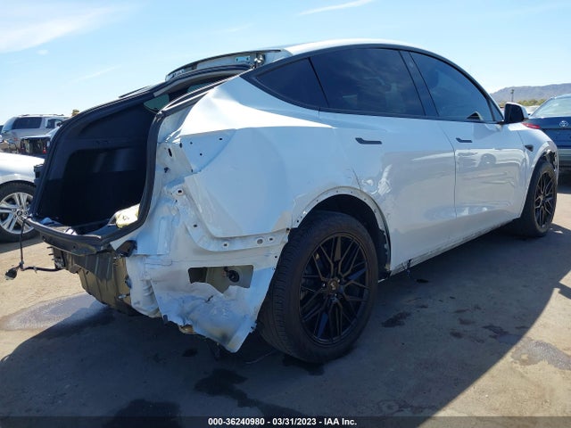 Tesla Model Y Standard Range 2021 5YJYGDED8MF103000 Image 4