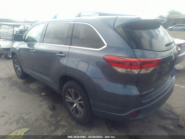 2018 TOYOTA HIGHLANDER LE VIN: 5TDZZRFH1JS258315