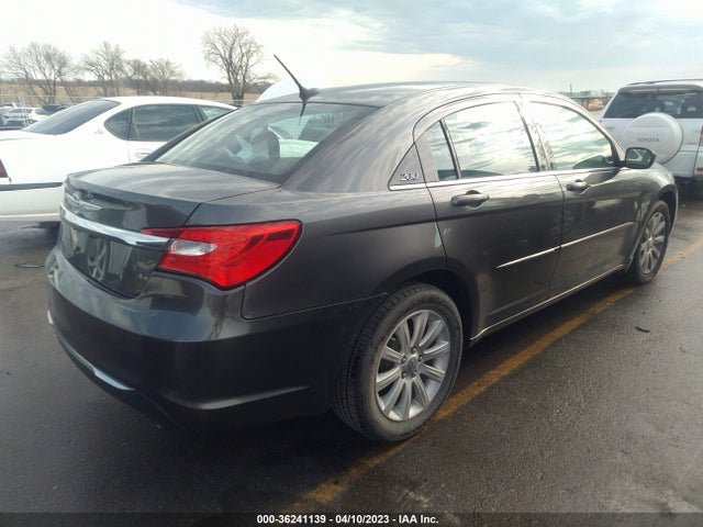 1C3CCBBG0EN194800 Chrysler 200 Touring