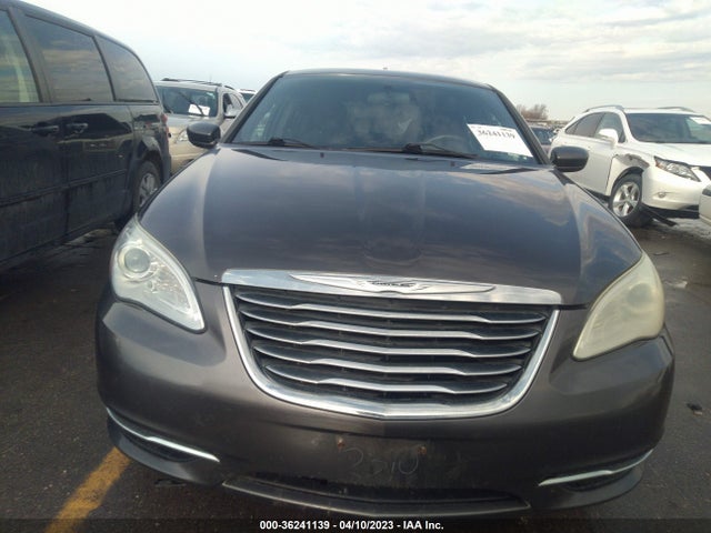 1C3CCBBG0EN194800 Chrysler 200 Touring
