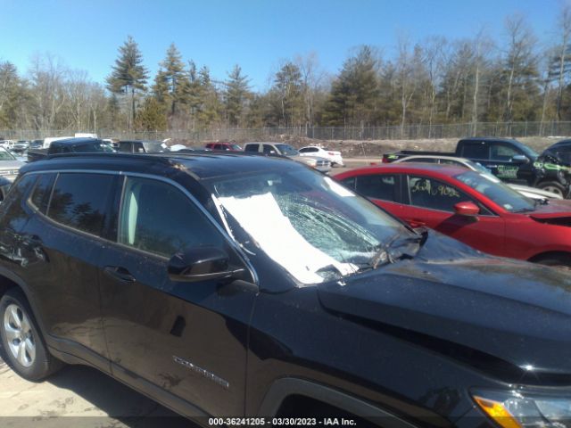 3C4NJDBBXJT436688 Jeep Compass Latitude