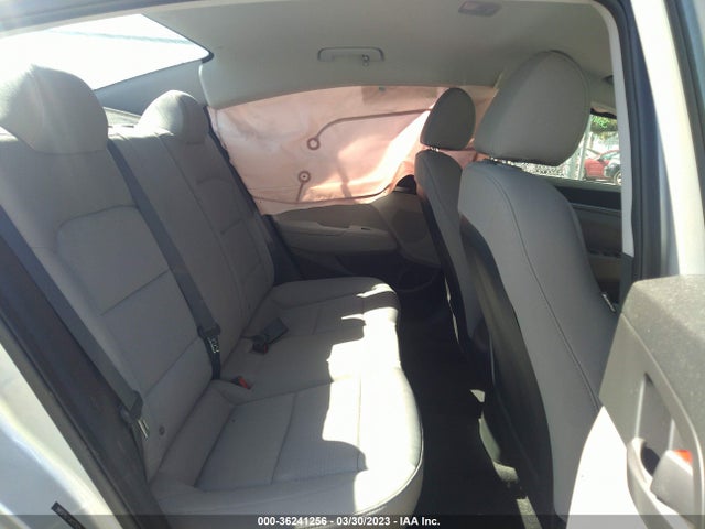 Hyundai ELANTRA SE 2018 5NPD74LF7JH272425 Image 10