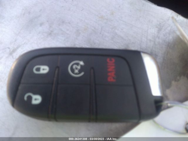 3C4NJDBB6JT162020 Jeep Compass Latitude