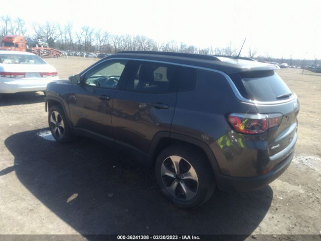 3C4NJDBB6JT162020 Jeep Compass Latitude