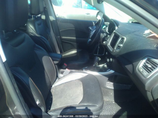 3C4NJDBB6JT162020 Jeep Compass Latitude