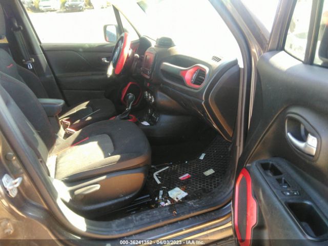 ZACCJBCB0HPG62993 Jeep Renegade Trailhawk