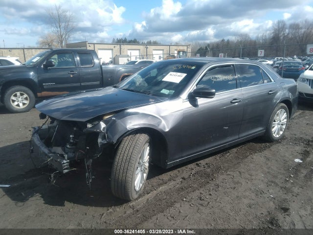 Chrysler 300 2014 2C3CCARG3EH120649 Image 2