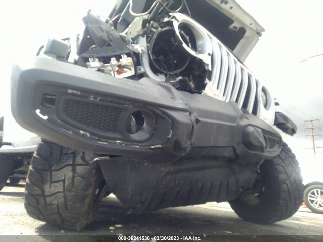 1C4HJXEN9KW521375 Jeep Wrangler Unlimited Sahara 4x4