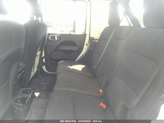 1C4HJXEN9KW521375 Jeep Wrangler Unlimited Sahara 4x4