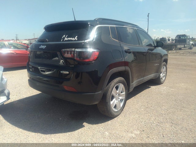 3C4NJDBB8NT129476 Jeep Compass Latitude