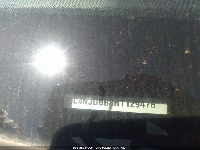 3C4NJDBB8NT129476 Jeep Compass Latitude