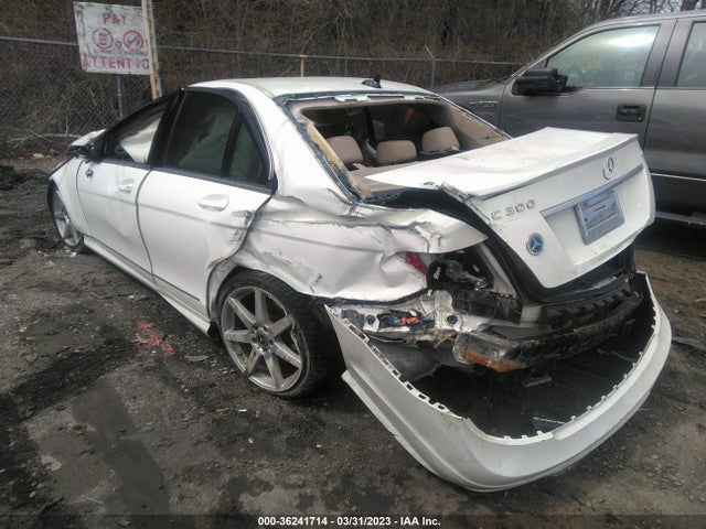 2014 MERCEDES-BENZ C-CLASS C 300 VIN: WDDGF8ABXEA924741