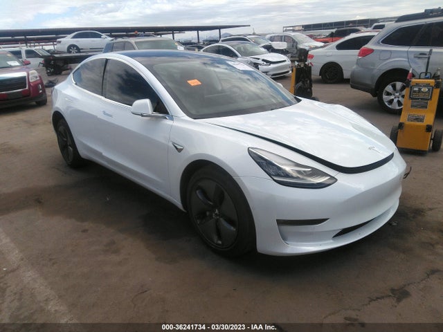 2018 5YJ3E1EA8JF043669 main image