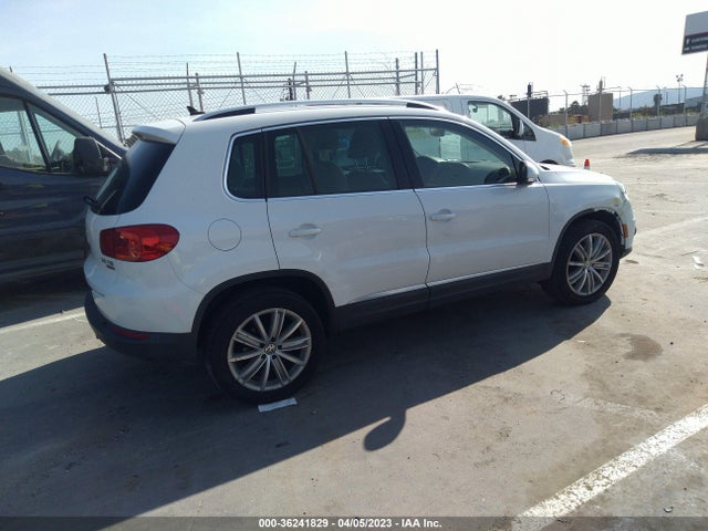 WVGBV7AX7FW511642 Volkswagen Tiguan Sel