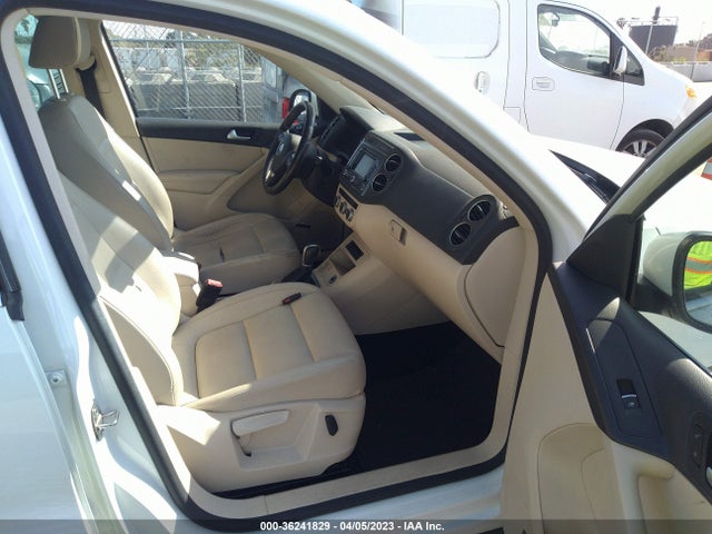 WVGBV7AX7FW511642 Volkswagen Tiguan Sel