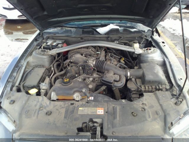 1ZVBP8EM2E5286102 Ford Mustang V6