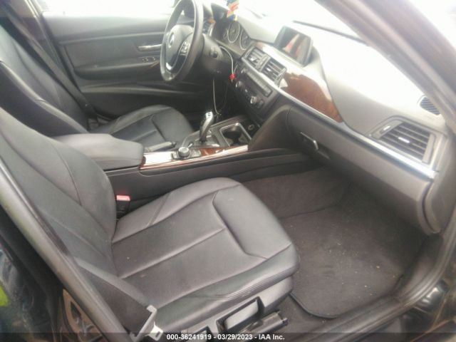 WBA3B1G54FNT02642 BMW 3 Series 320i