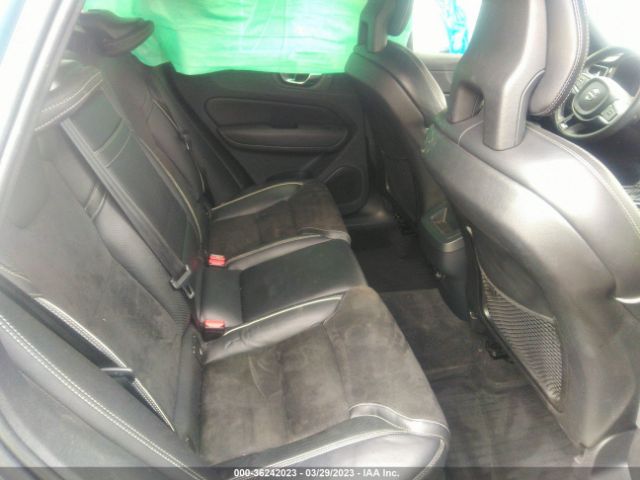 LYVA22RM3JB083654 Volvo Xc60 T6 R-design