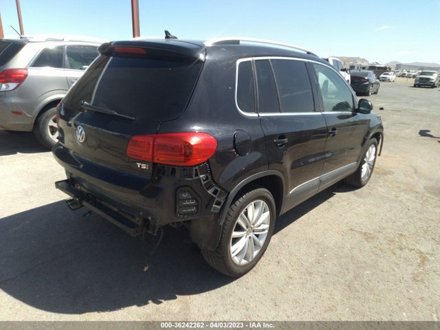 WVGAV7AX0GW576572 Volkswagen TIGUAN SE