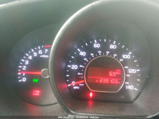 KNDJN2A26E7703702 KIA Soul Base