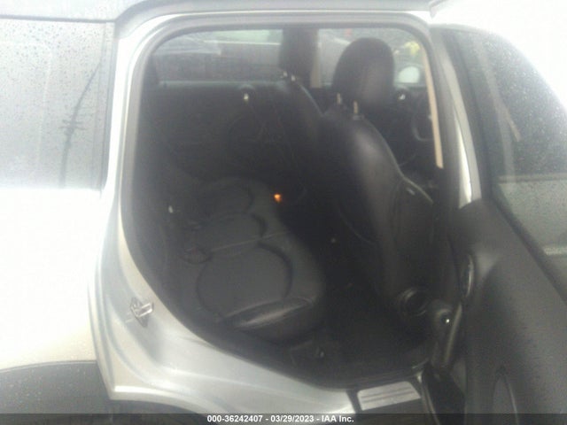 2012 MINI COOPER VIN: WMWZC3C52CWP20129