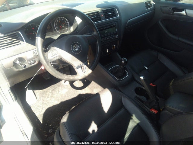 3VW3L7AJ4EM253084 Volkswagen Jetta Sedan Tdi