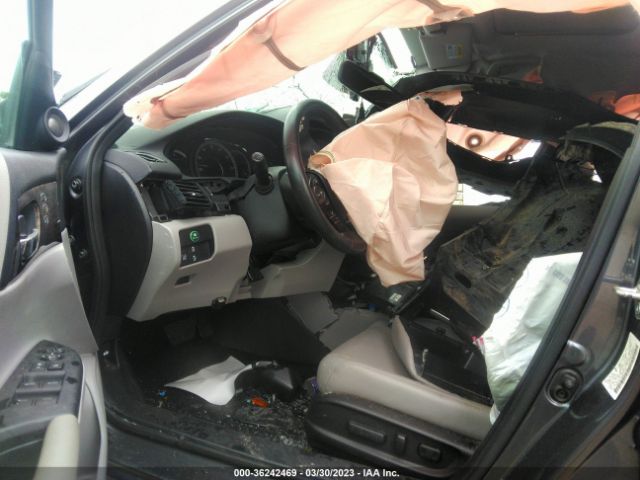 1HGCR3F00HA015195 Honda Accord Sedan Ex-l V6